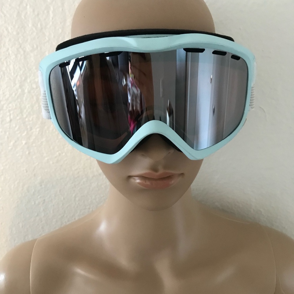 Snowboard glasses
